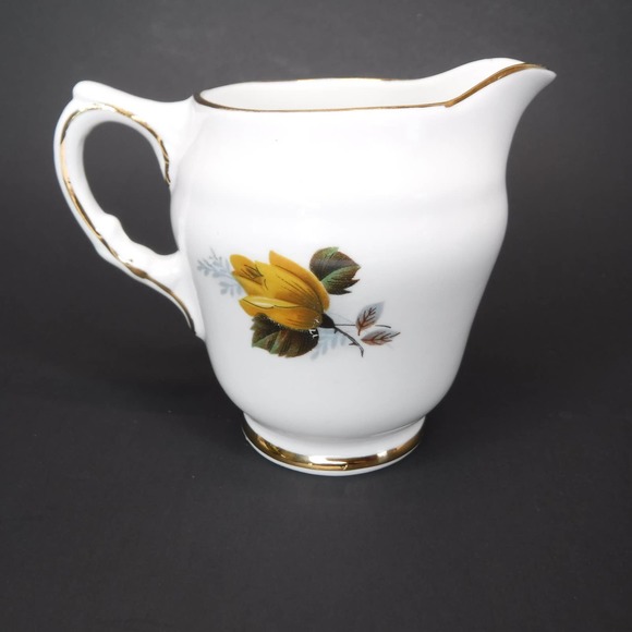 Royal Sutherland England Yellow Rose Creamer Fine Bone China - Picture 2 of 7